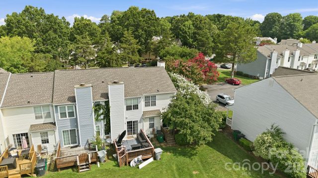 8237 Circle Tree Lane, Charlotte, NC 28277