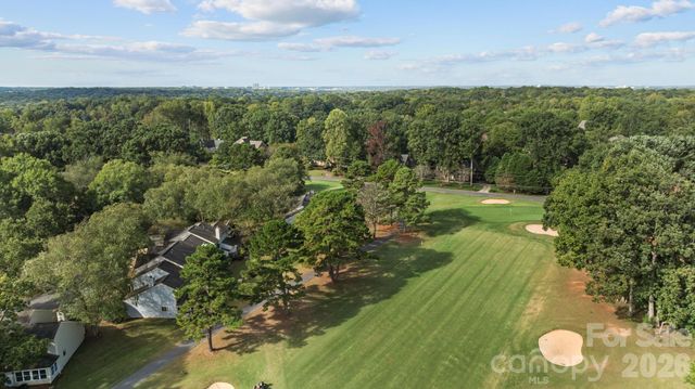 8237 Circle Tree Lane, Charlotte, NC 28277