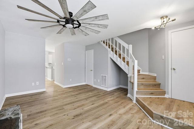 8237 Circle Tree Lane, Charlotte, NC 28277