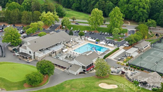 8237 Circle Tree Lane, Charlotte, NC 28277