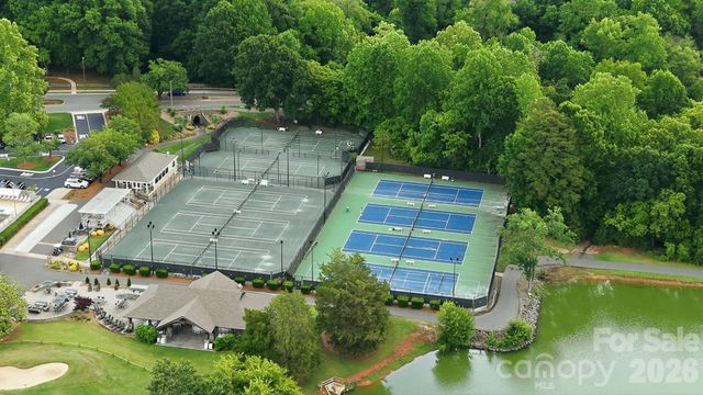 8237 Circle Tree Lane, Charlotte, NC 28277