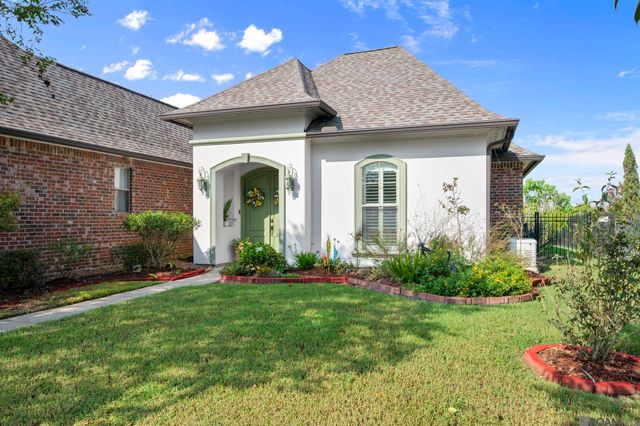 16475 Pascal Dr, Prairieville, LA 70769