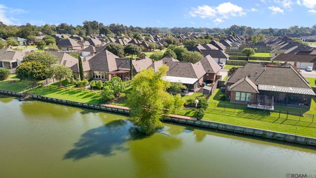 16475 Pascal Dr, Prairieville, LA 70769