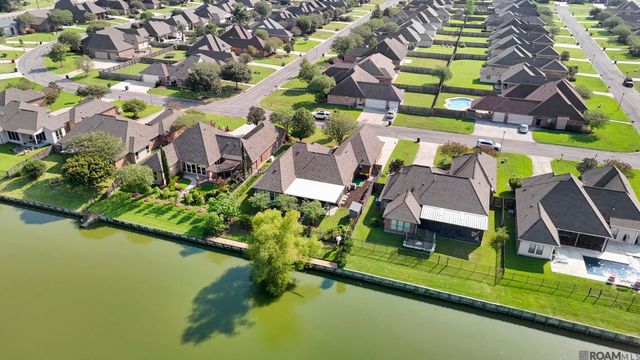 16475 Pascal Dr, Prairieville, LA 70769