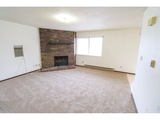 114 Juniper Pl, Loveland, CO 80538