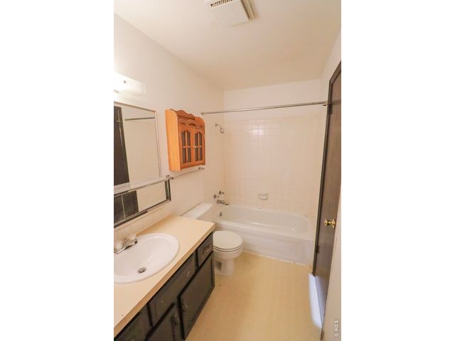 114 Juniper Pl, Loveland, CO 80538