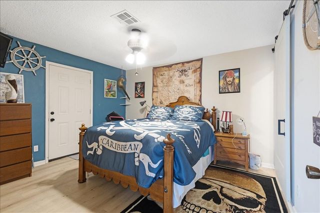 1222 Oahu Drive, Galveston, TX 77554