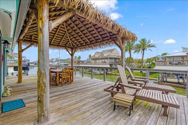 1222 Oahu Drive, Galveston, TX 77554