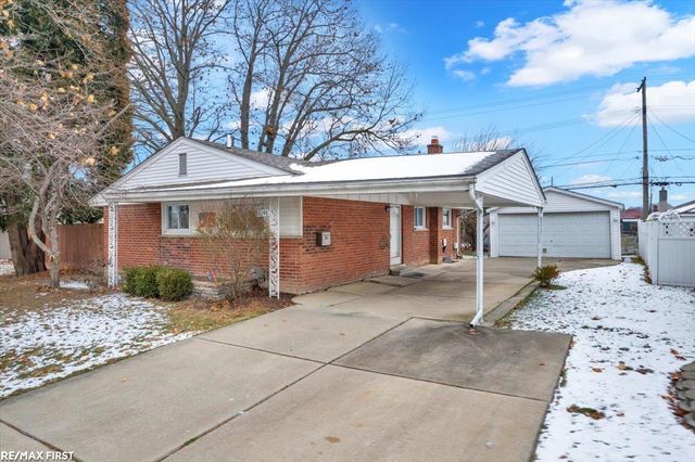 30248 Rosebriar Street, Saint Clair Shores, MI 48082
