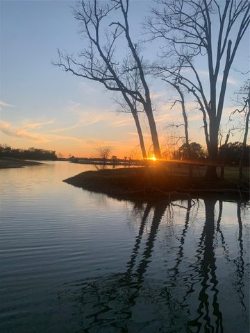 617 White Bass, Conroe, TX 77384