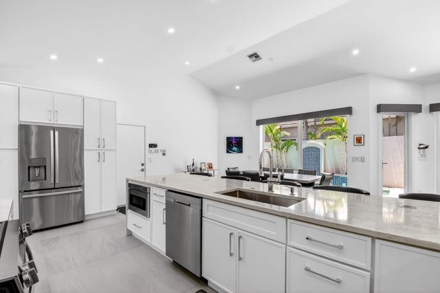 5063 Ventura Drive, Delray Beach, FL 33484
