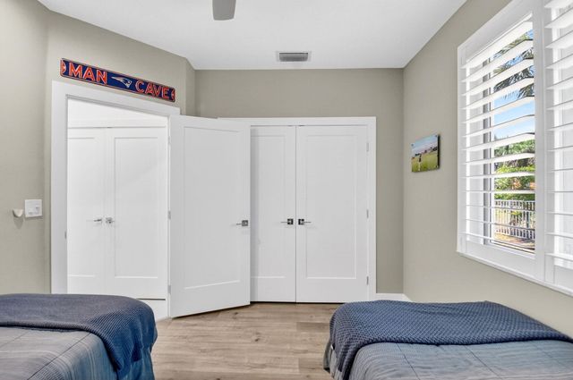 5063 Ventura Drive, Delray Beach, FL 33484
