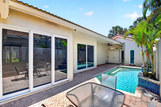 5063 Ventura Drive, Delray Beach, FL 33484