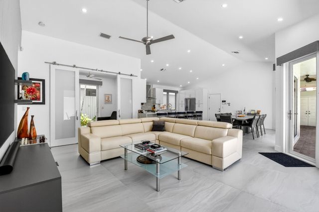 5063 Ventura Drive, Delray Beach, FL 33484