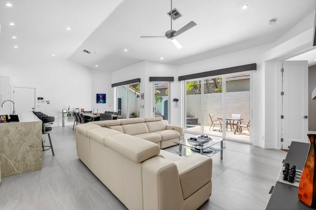 5063 Ventura Drive, Delray Beach, FL 33484