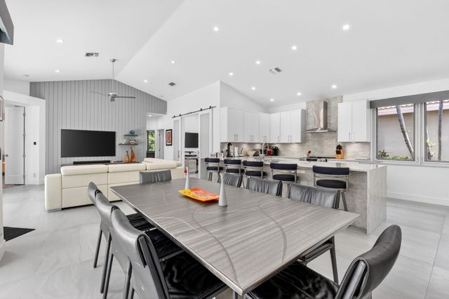 5063 Ventura Drive, Delray Beach, FL 33484