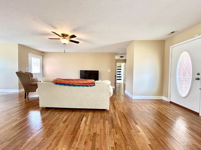 74 Lucky Leaf Drive, Somerset, KY 42503