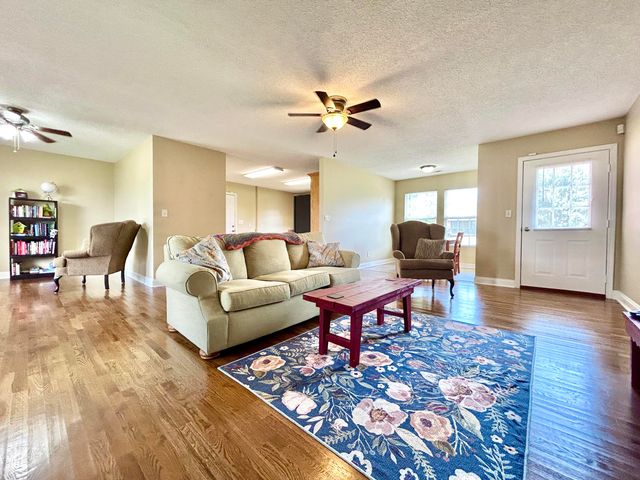 74 Lucky Leaf Drive, Somerset, KY 42503