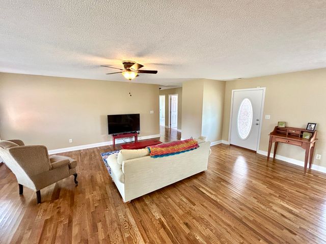 74 Lucky Leaf Drive, Somerset, KY 42503