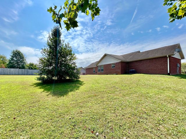 74 Lucky Leaf Drive, Somerset, KY 42503