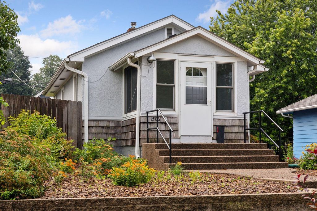 1506 Carroll Avenue, Saint Paul, MN 55104