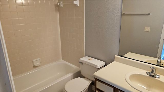 1075 S HIAWASSEE RD 922, Orlando, FL 32835