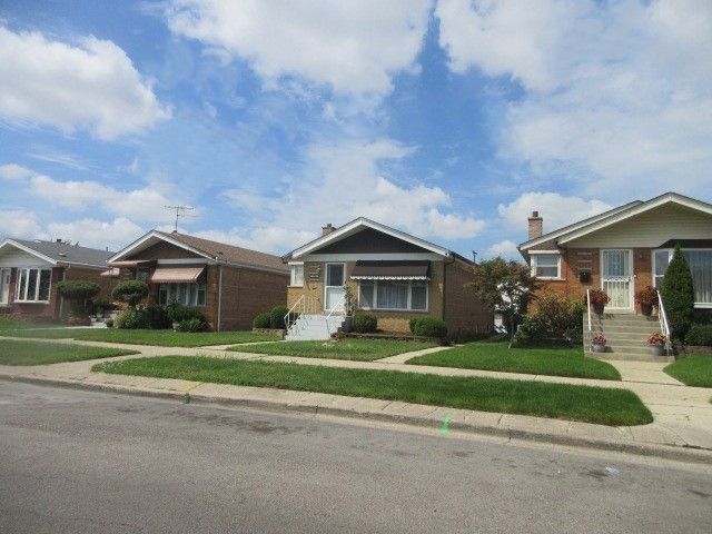 3709 W 66TH Place, Chicago, IL 60629