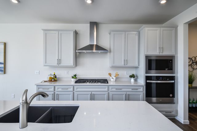 564 Thorne Street, Batavia, IL 60510