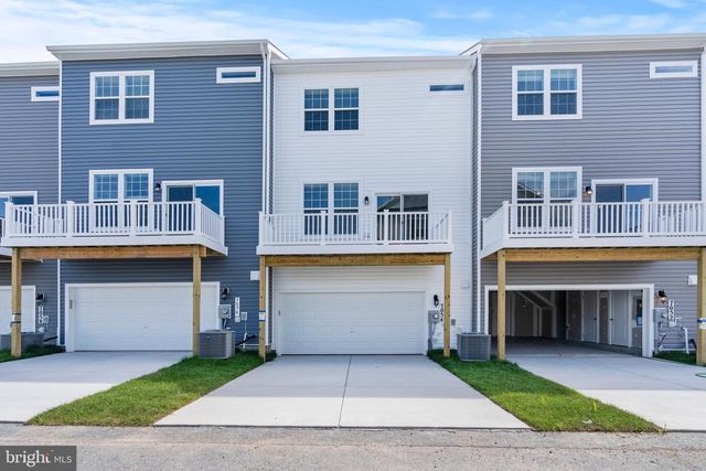 7054 DELEGATE PL, Frederick, MD 21703