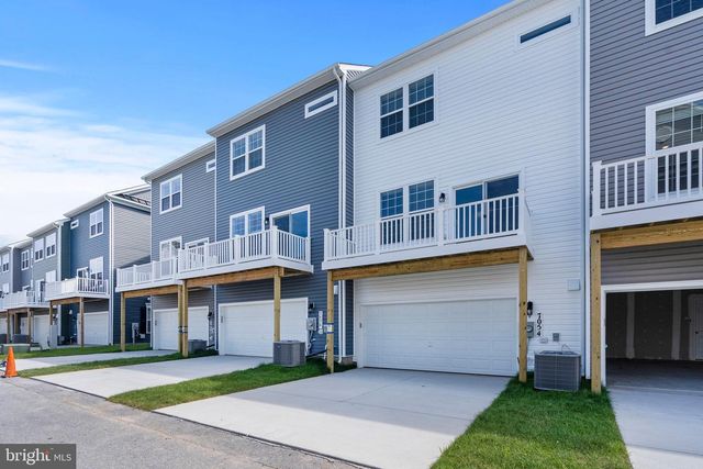 7054 DELEGATE PL, Frederick, MD 21703