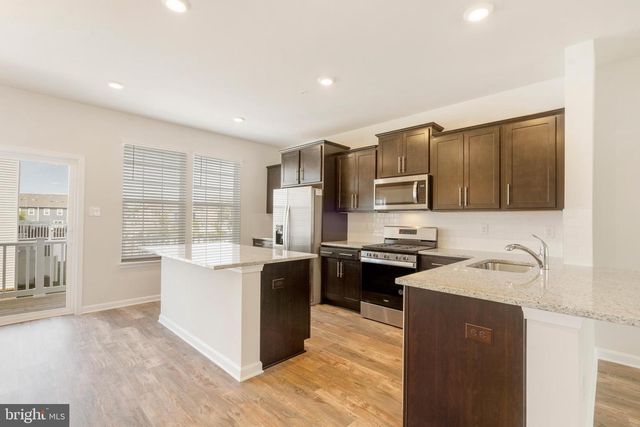 7054 DELEGATE PL, Frederick, MD 21703