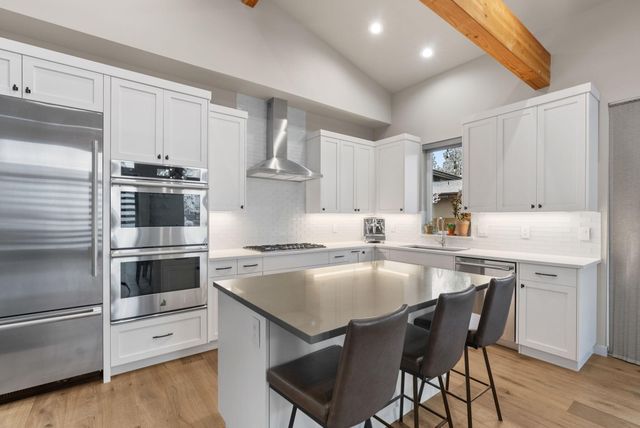 3114 NW Mayer Place, Bend, OR 97703