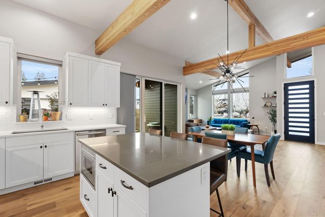 3114 NW Mayer Place, Bend, OR 97703