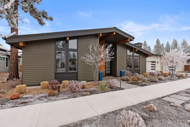 3114 NW Mayer Place, Bend, OR 97703