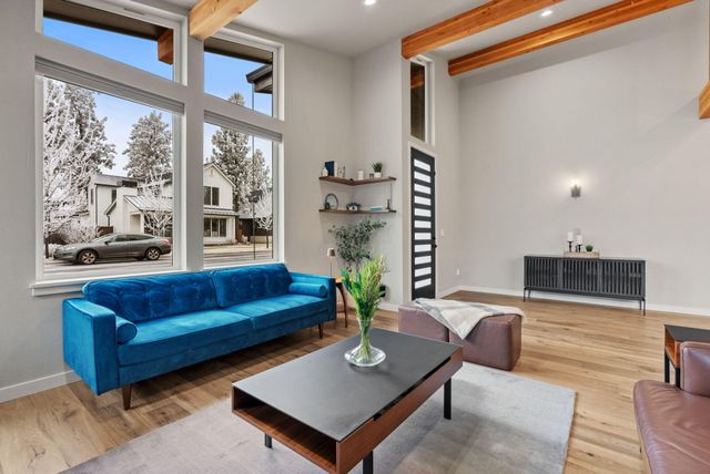 3114 NW Mayer Place, Bend, OR 97703