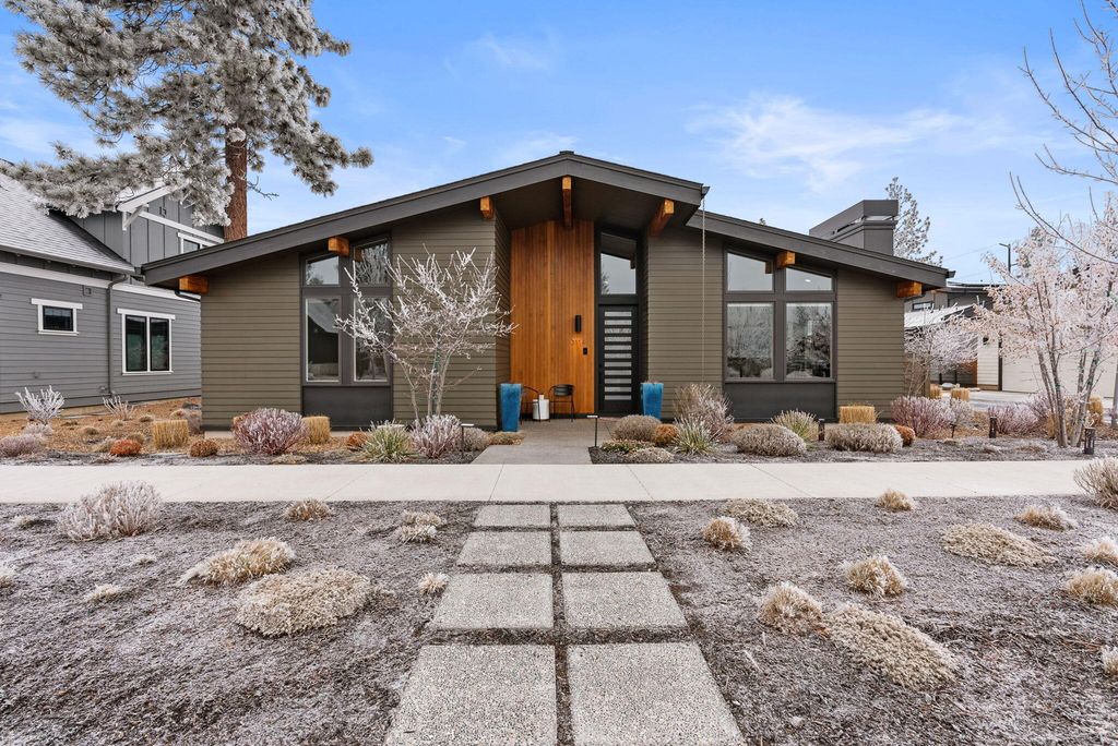 3114 NW Mayer Place, Bend, OR 97703