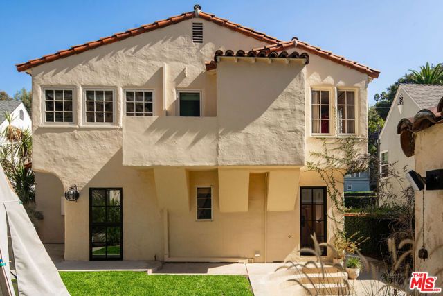 2351 Canyon Drive, Los Angeles, CA 90068