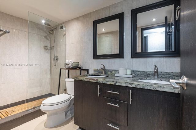 3180 S Ocean Dr 1517, Hallandale Beach, FL 33009