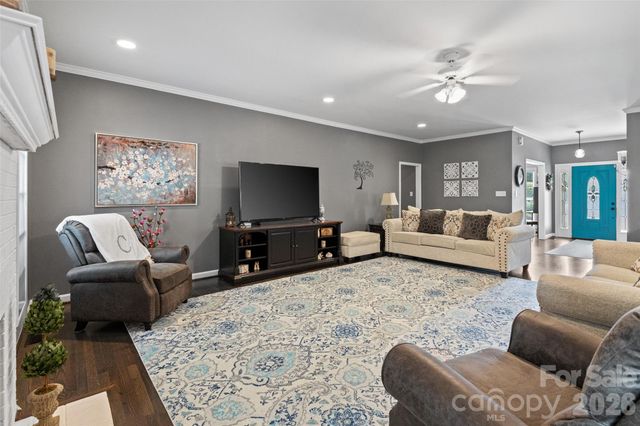 2018 Olde Oxford Court, Rock Hill, SC 29732