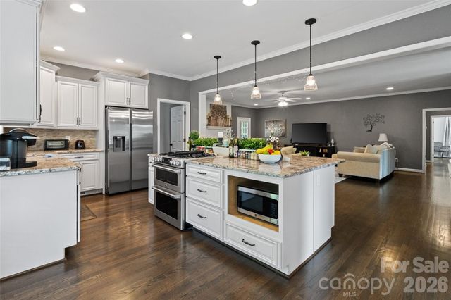 2018 Olde Oxford Court, Rock Hill, SC 29732