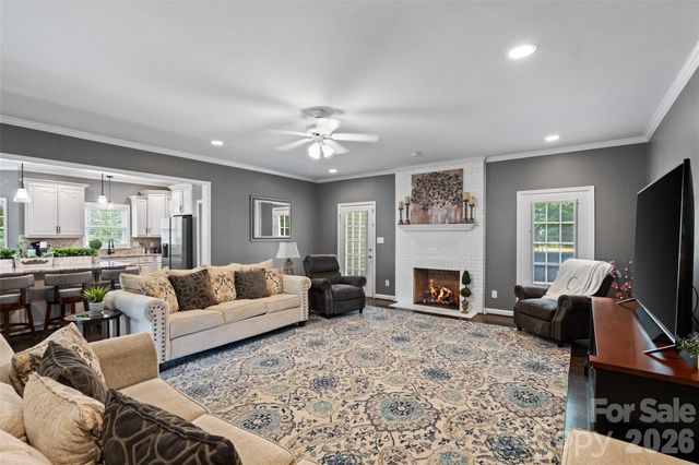 2018 Olde Oxford Court, Rock Hill, SC 29732