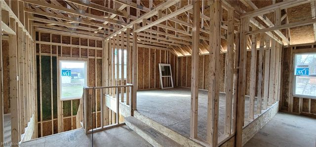 7800 Harley Hills Drive, North Royalton, OH 44133