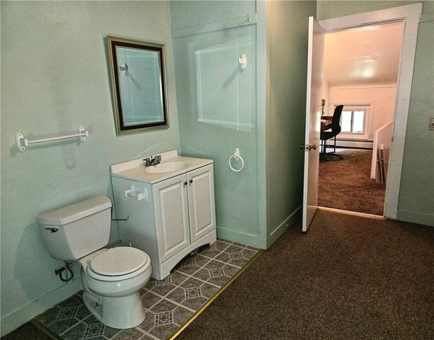 1 Side Hill Street, Hopkinton, RI 02832