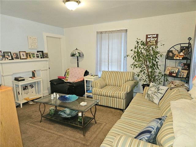 1 Side Hill Street, Hopkinton, RI 02832