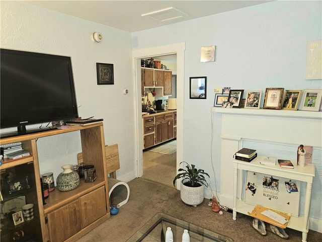 1 Side Hill Street, Hopkinton, RI 02832