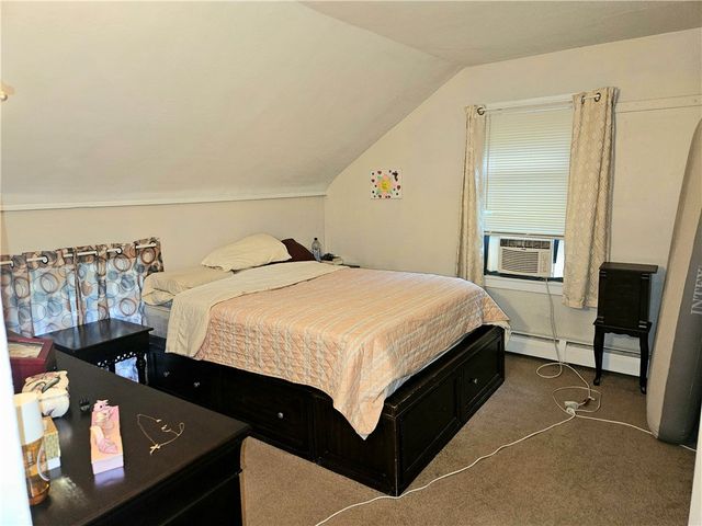 1 Side Hill Street, Hopkinton, RI 02832