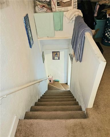 1 Side Hill Street, Hopkinton, RI 02832