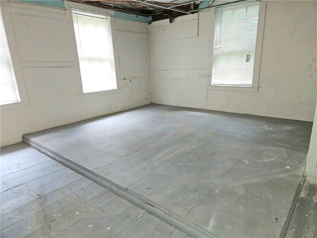 1 Side Hill Street, Hopkinton, RI 02832