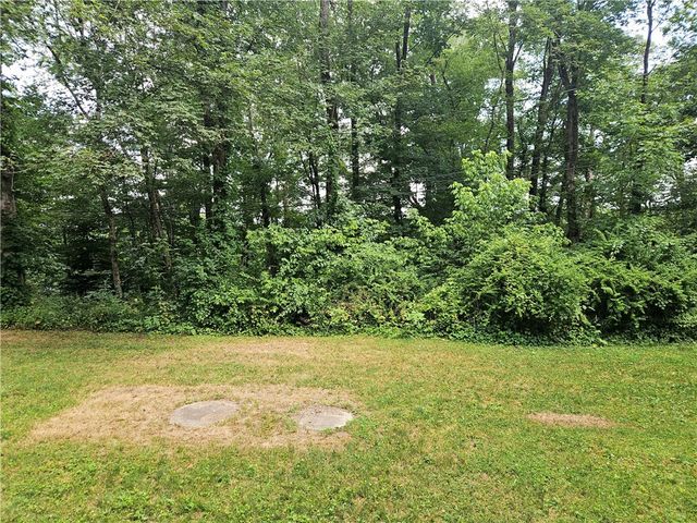 1 Side Hill Street, Hopkinton, RI 02832