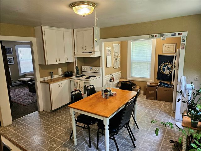 1 Side Hill Street, Hopkinton, RI 02832